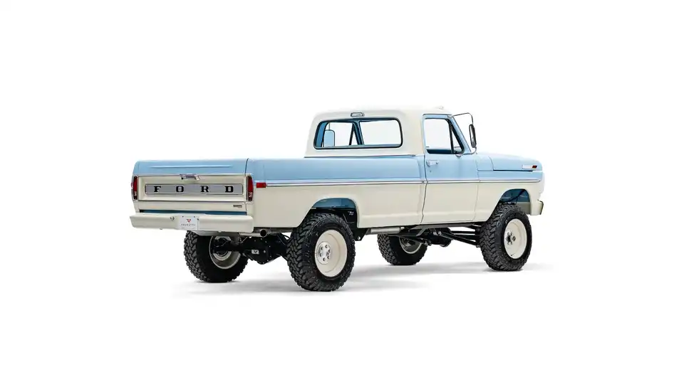 1968 Wind Blue Ford F250 (7)