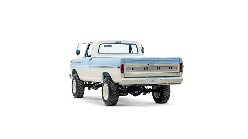 1968 Wind Blue Ford F250 (10)