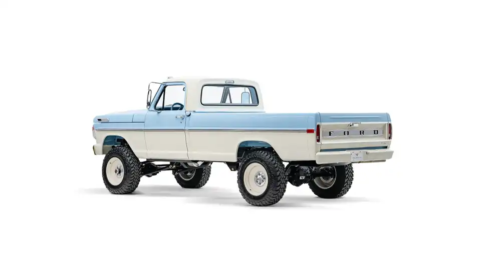 1968 Wind Blue Ford F250 (11)