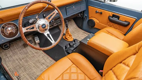 1971 Vintage Ford Bronco_ 14 15 Driver Side Interior