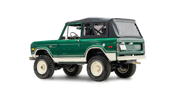 7579 Ford Bronco Velocity Racing Green 5