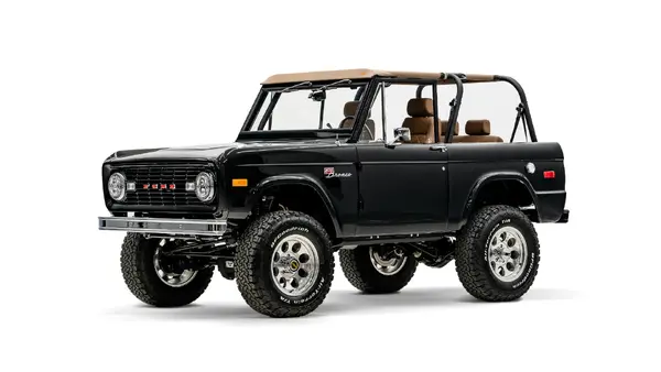 1973 Black Vintage Bronco_3 Drivers Side Front 3.4