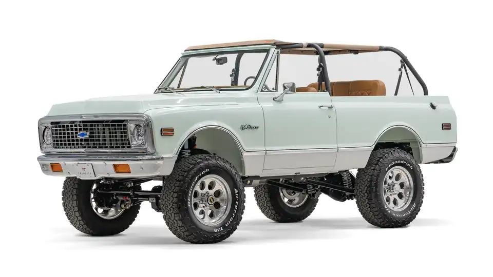 1969 Mint Chrevrolet K5 Blazer_3 Drivers Side Front 3.4