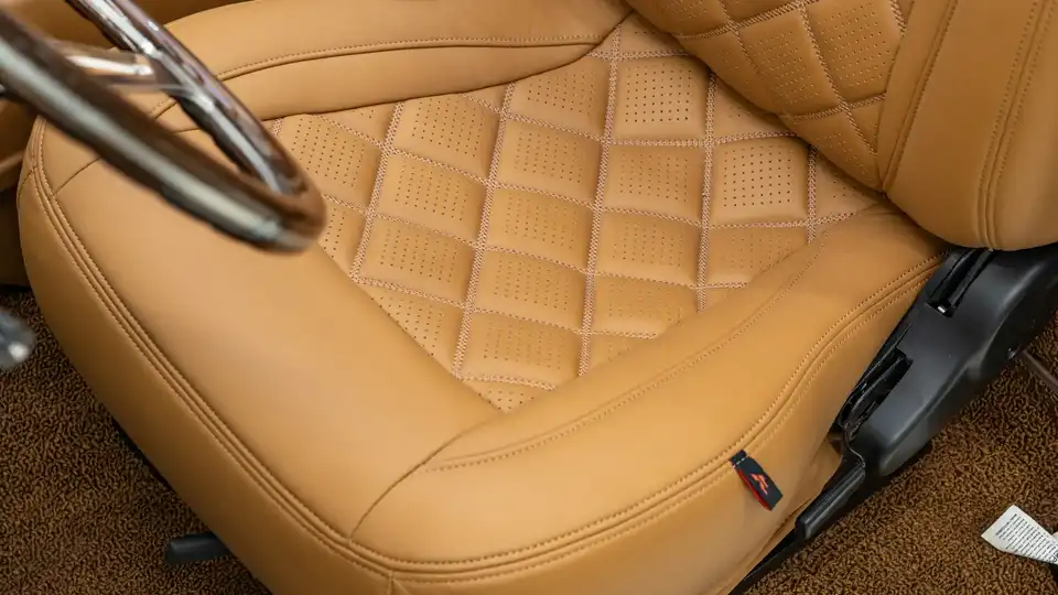 1969 Mint Chrevrolet K5 Blazer_17 Front Interior