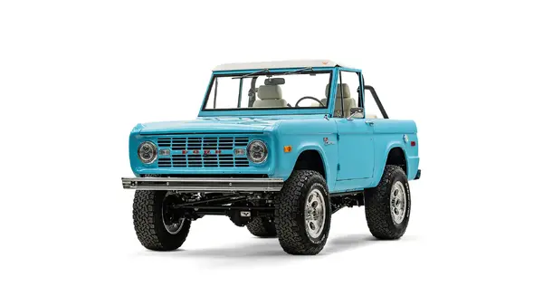 Ford Bronco Velocity Left Front 1_4 Tiffany Blu