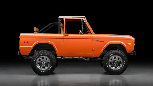 1973 Orange Vintage Bronco 04