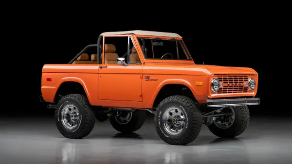 1973 Orange Vintage Bronco 02