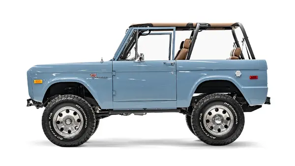 4750 1970 Classic Ford Bronco Brittany Blue (5)