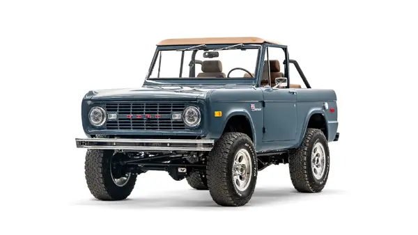 Velocity 1971 Ford Bronco_4 Drivers Side Front 