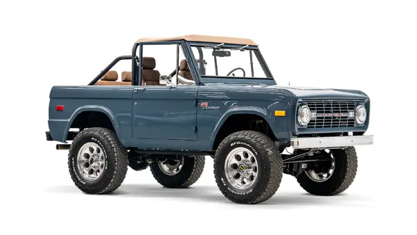Velocity 1971 Ford Bronco_7 Passenger Side Front  3.4