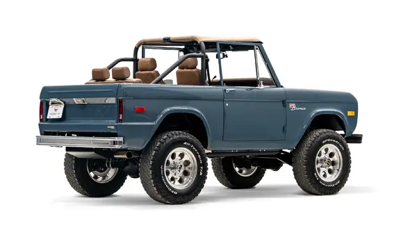 Velocity 1971 Ford Bronco_9 Passenger Side Rear 3