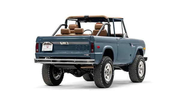Velocity 1971 Ford Bronco_10 Passenger Side Rear