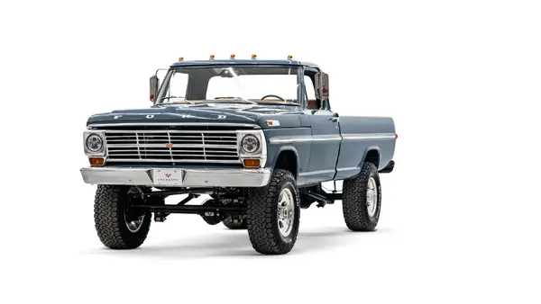 1970 Ford F250 Highboy_4 Drivers Side Front 