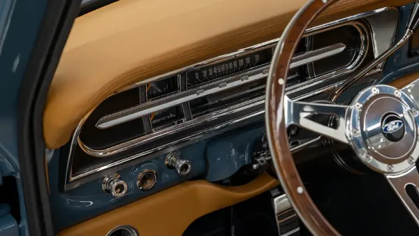 1970 Ford F250 Highboy_15 Dakota Digital Gauges