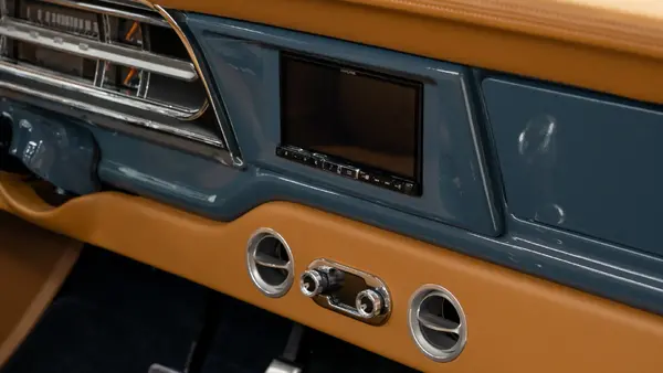 1970 Ford F250 Highboy_19 Interior