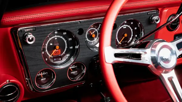 1971 Chevrolet C10 Truck_15 Dakota Digital Gauges
