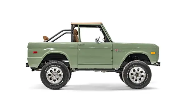 1976 Boxwood Green Ford Bronco_8 Passenger Side