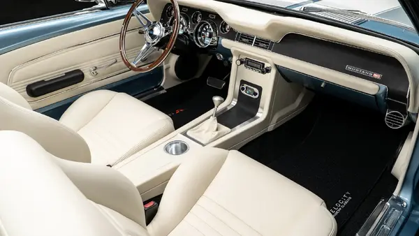 1967 Restored Mustang Convertible_18 Passenger Side Interior