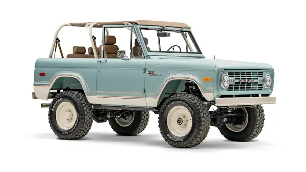 1969 Restored Ford Bronco_7 Passenger Side Front  3.4