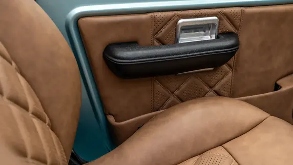 1969 Restored Ford Bronco_20 Interior