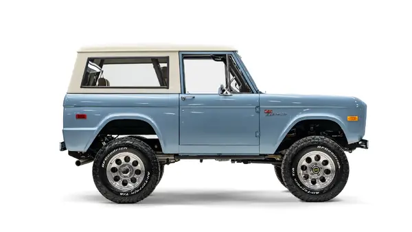 1970 Brittany Blue Ford Bronco_8 Passenger Side