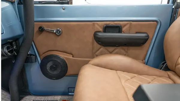 1970 Brittany Blue Ford Bronco_22 Interior