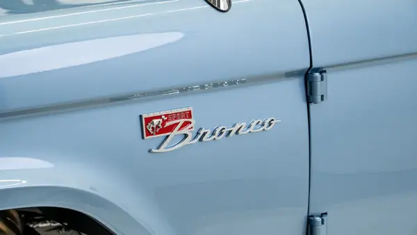 1970 Brittany Blue Ford Bronco_23 Exterior 