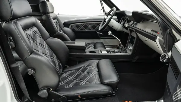 Classic Mustang Ultra Gray_18 Passenger Side Interior