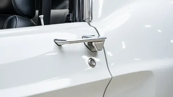 Classic Mustang Ultra Gray_23 Exterior 