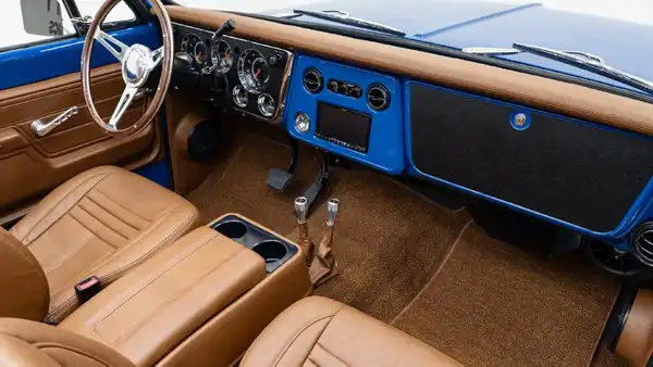 1972 Chevy K5 Blazer_18 Passenger Side Interior