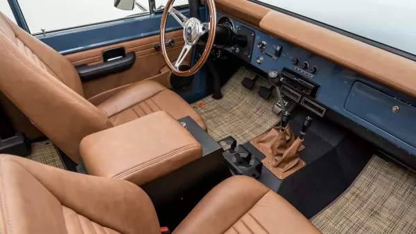 1974_Anvil Grey_Hardtop Bronco_0027_Passenger Side Velocity Classic Interior