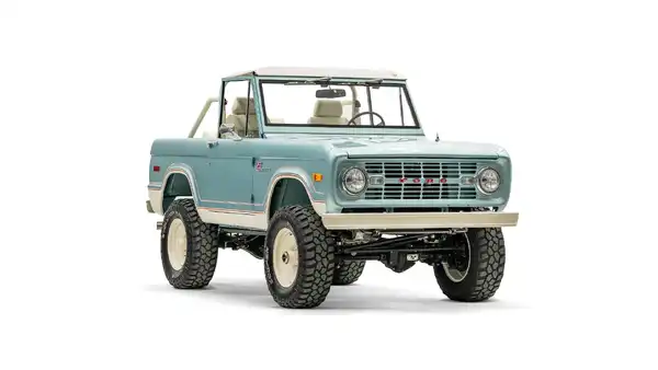 1969 Ford Bronco For Sale_6 Passenger Side Front 