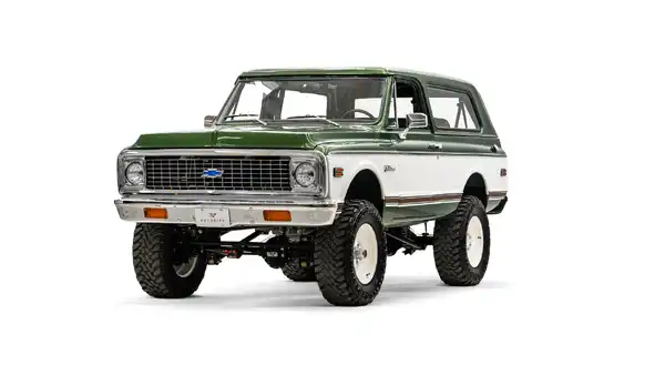 1971 Chevy K5 Blazer Hardtop_4 Drivers Side Front 