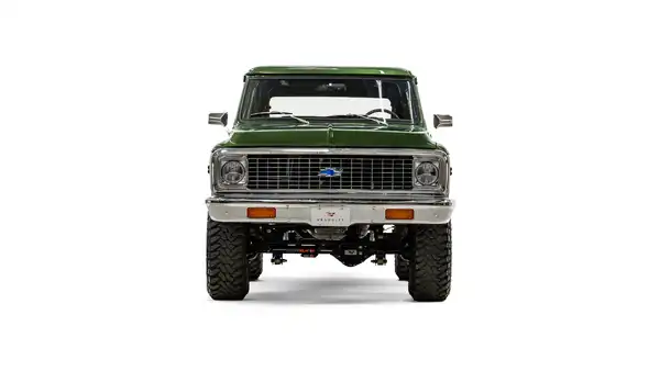 1971 Chevy K5 Blazer Hardtop_5 Front