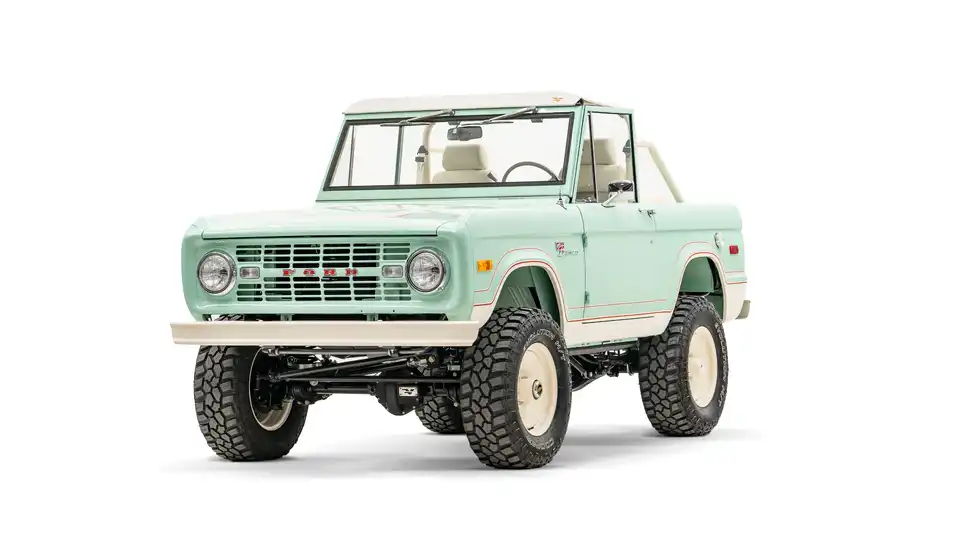 Classic Ford Bronco For Sale_4 Drivers Side Front 
