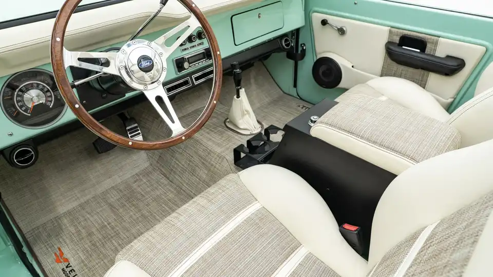 Classic Ford Bronco For Sale_ 14 15 Driver Side Interior