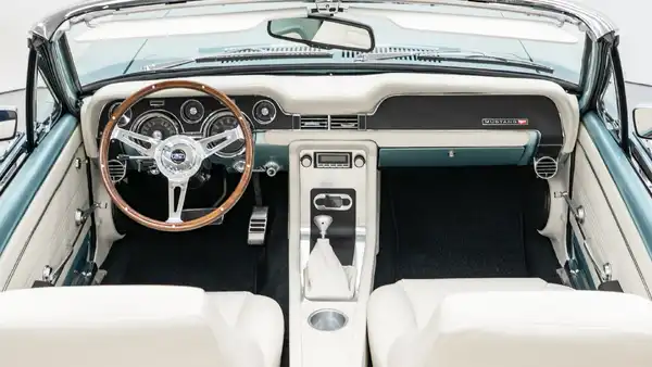 1967 Mustang Convertible For Sale_17 Front Interior