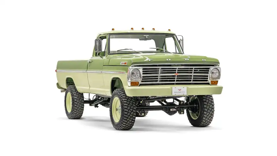 1972 Classic Ford F250 For Sale_6 Passenger Side Front 