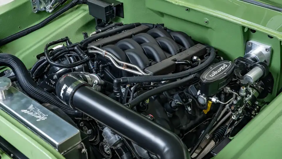 1972 Green Ford F250_26 Engine