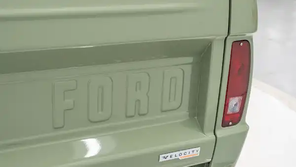 1972 Restored Ford Bronco_24 Exterior