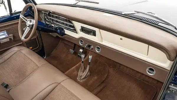 1971 Ford F250 For Sale_18 Passenger Side Interior