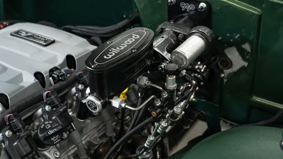 1969 Chevrolet C10 Truck_28 V8 Coyote Engine