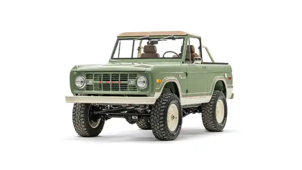 Restored Ford Bronco_4 Drivers Side Front 