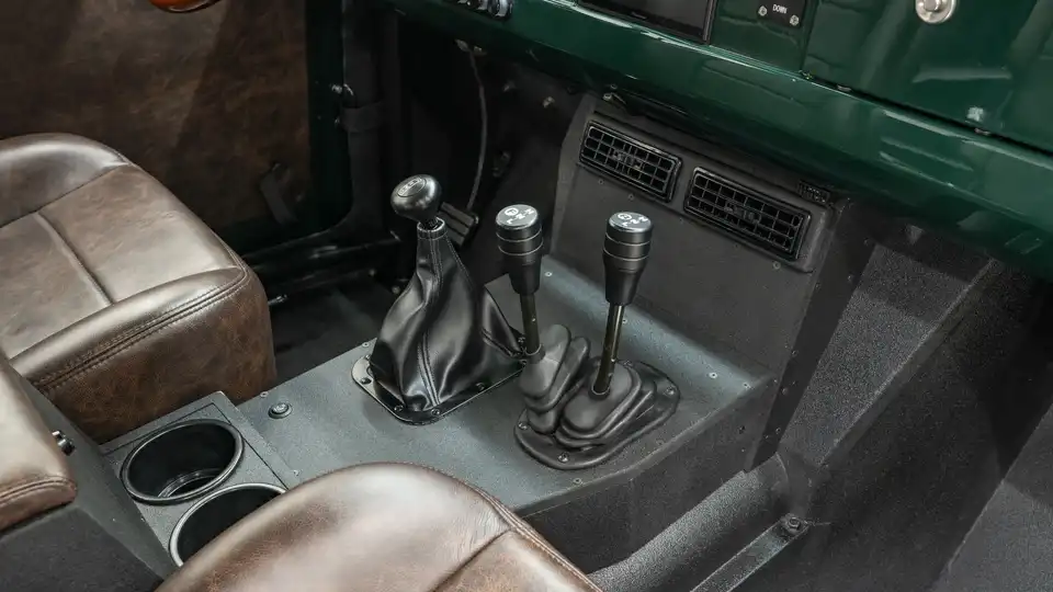 Green IH Scout_22 Interior
