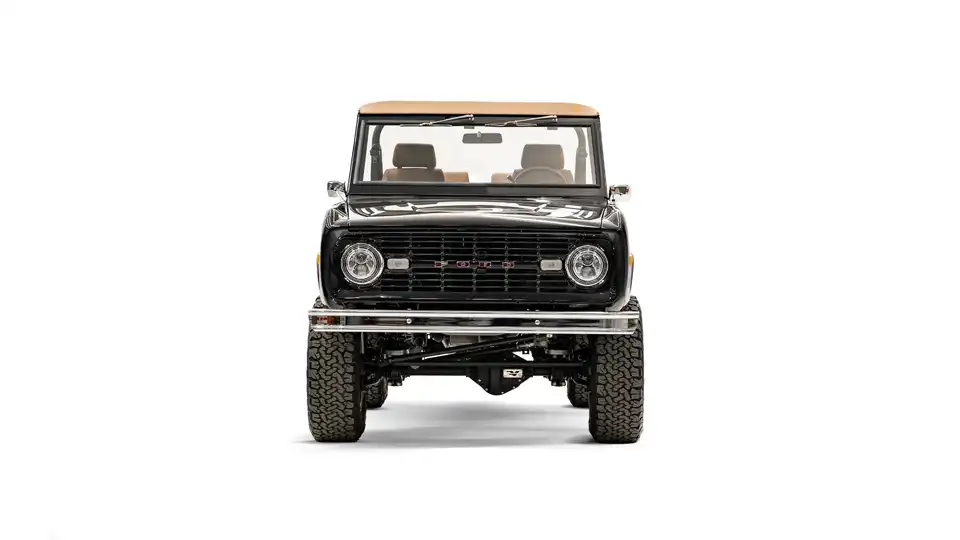 1975 Black Ford Bronco_5 Front