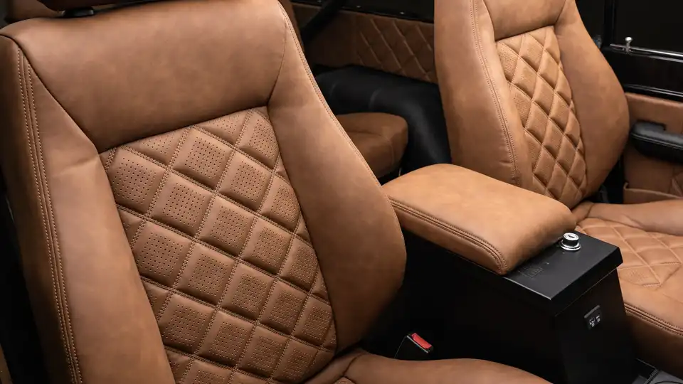 1975 Black Ford Bronco_17 Front Interior