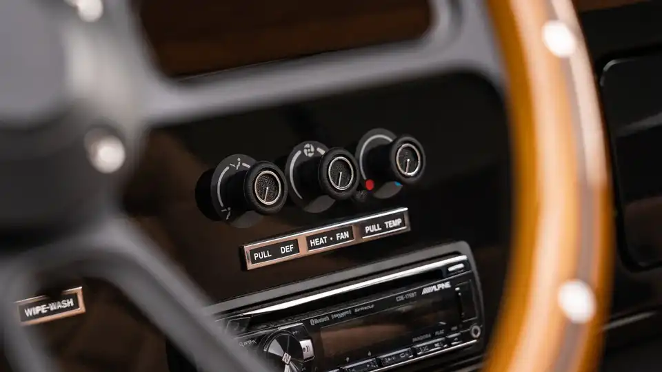 1975 Black Ford Bronco_20 Interior