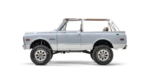 1971 Restored Chevy Blazer_2 Drivers Side 
