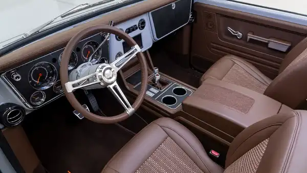 1971 Restored Chevy Blazer_ 14 15 Driver Side Interior