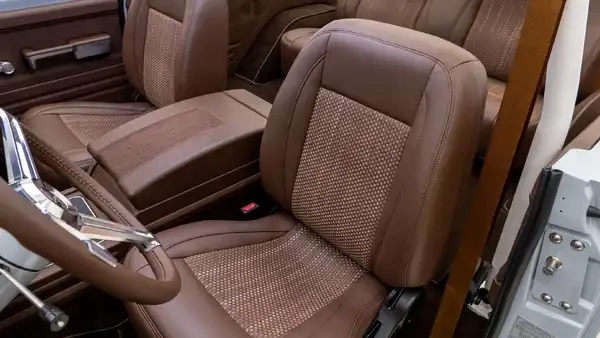 1971 Restored Chevy Blazer_20 Interior